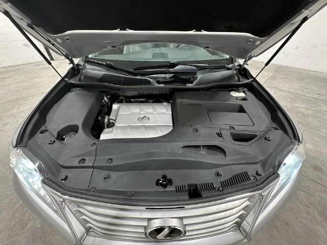 Used 2013 Silver Lexus 350 image 20