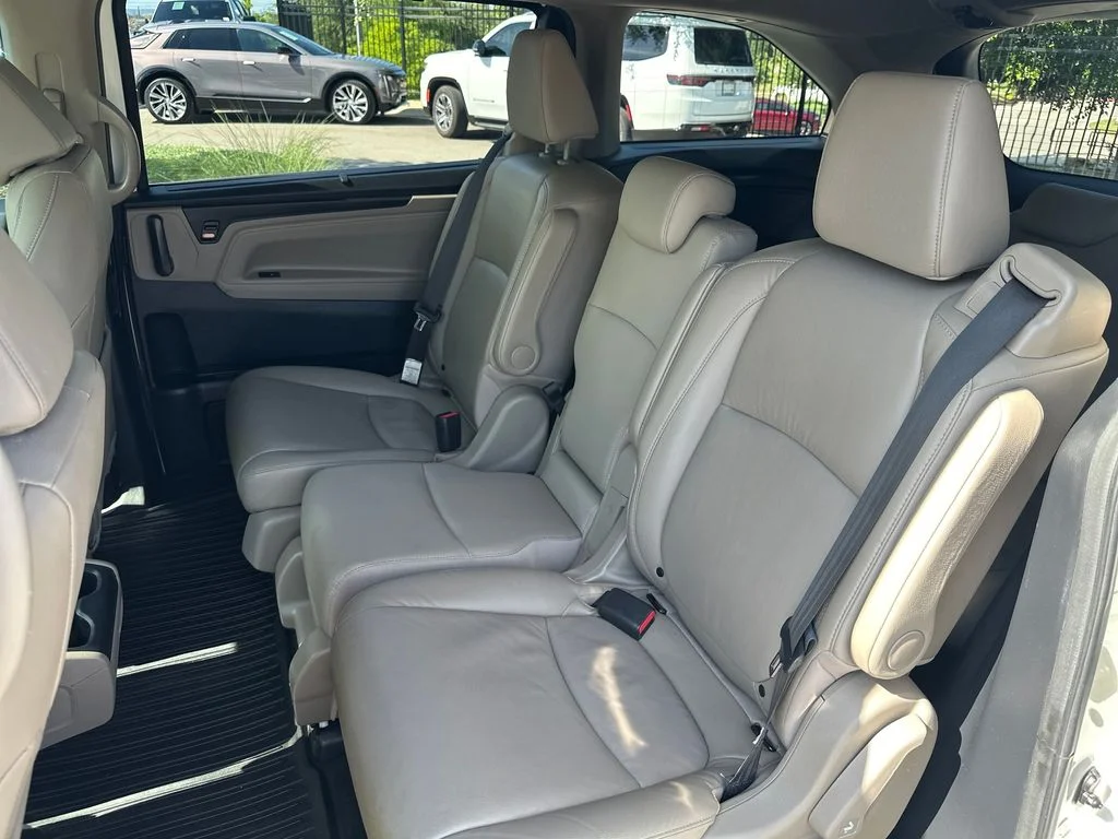 Used 2019  Honda EX-L image 35