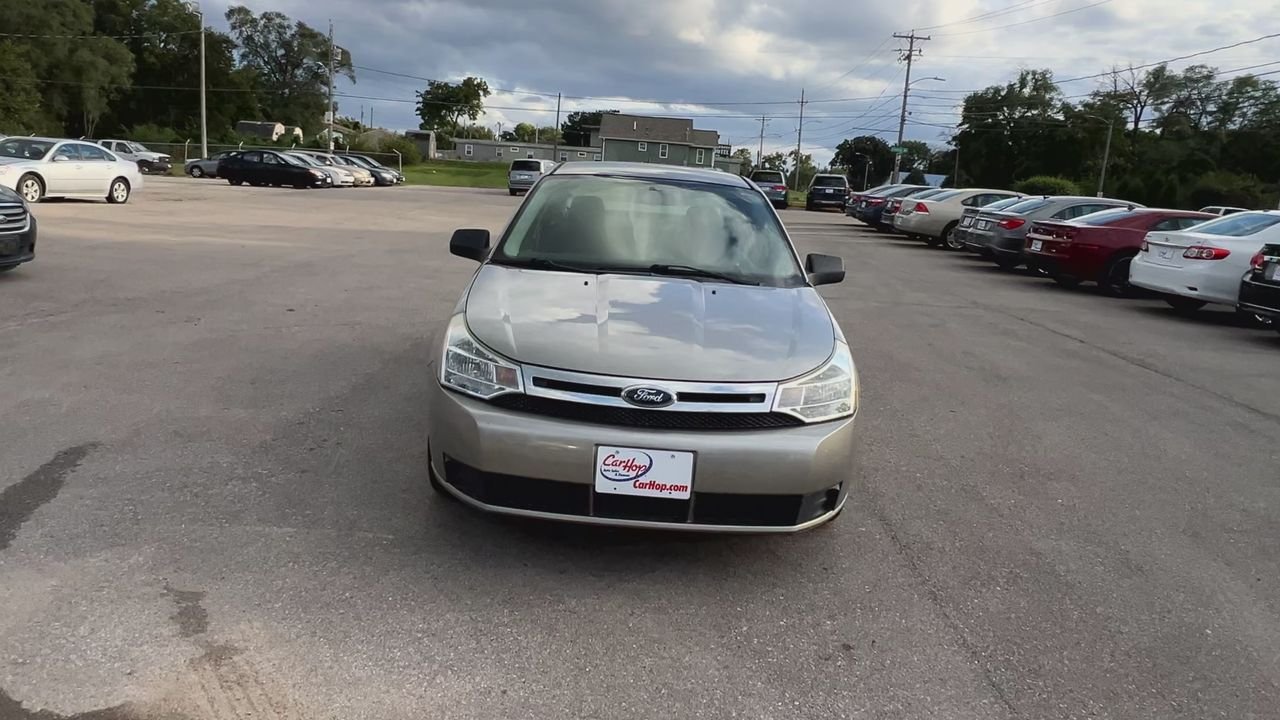 2008 Ford Focus SE photo 3