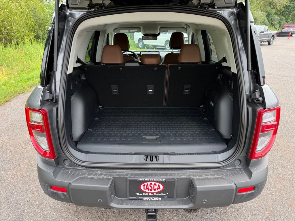 New 2026 Carbonized Gray Metallic Ford Outer Banks® image 24