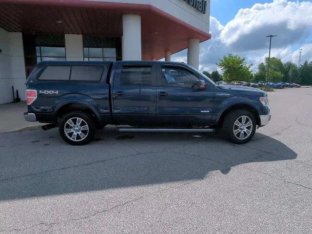 Used 2014 Blue Ford Lariat image 35