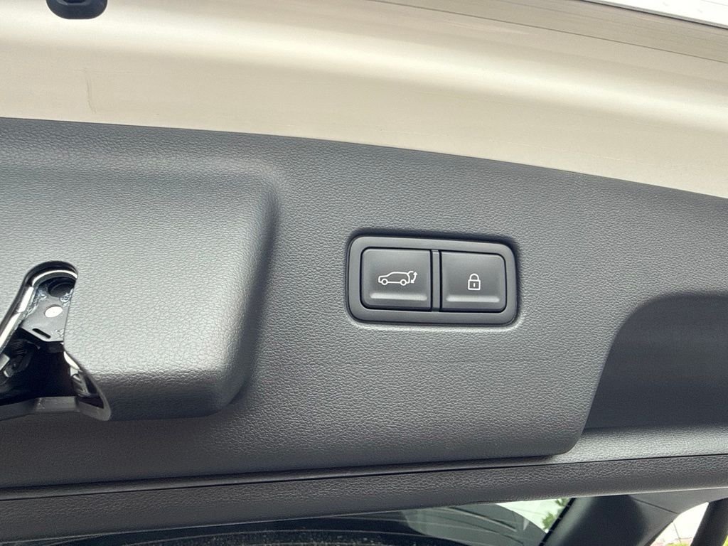 New 2026 White Hyundai SEL Premium AWD image 36