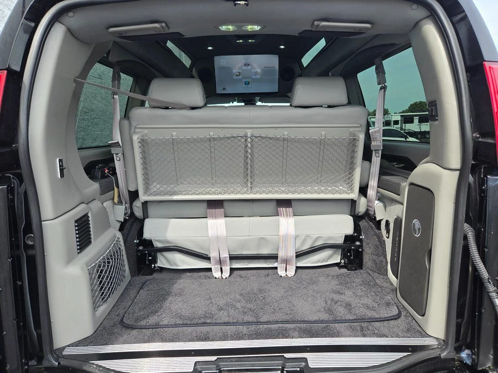 New 2025 Black Fade GMC Explorer Limited SE image 7