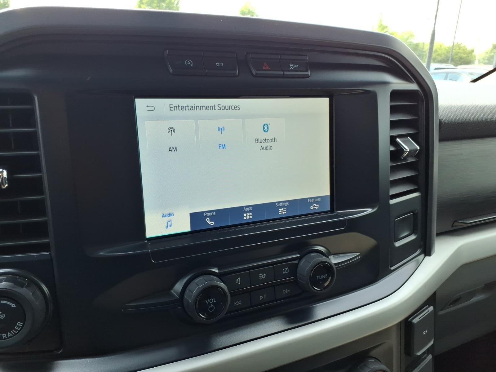 Used 2022 Oxford White Ford XLT image 21