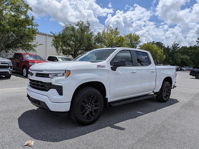 New 2026 Summit White Chevrolet RST image 7