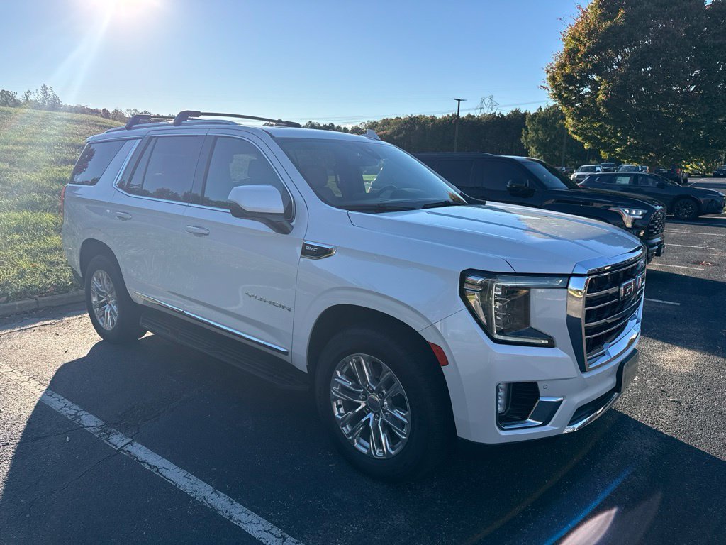 2022 GMC Yukon SLT