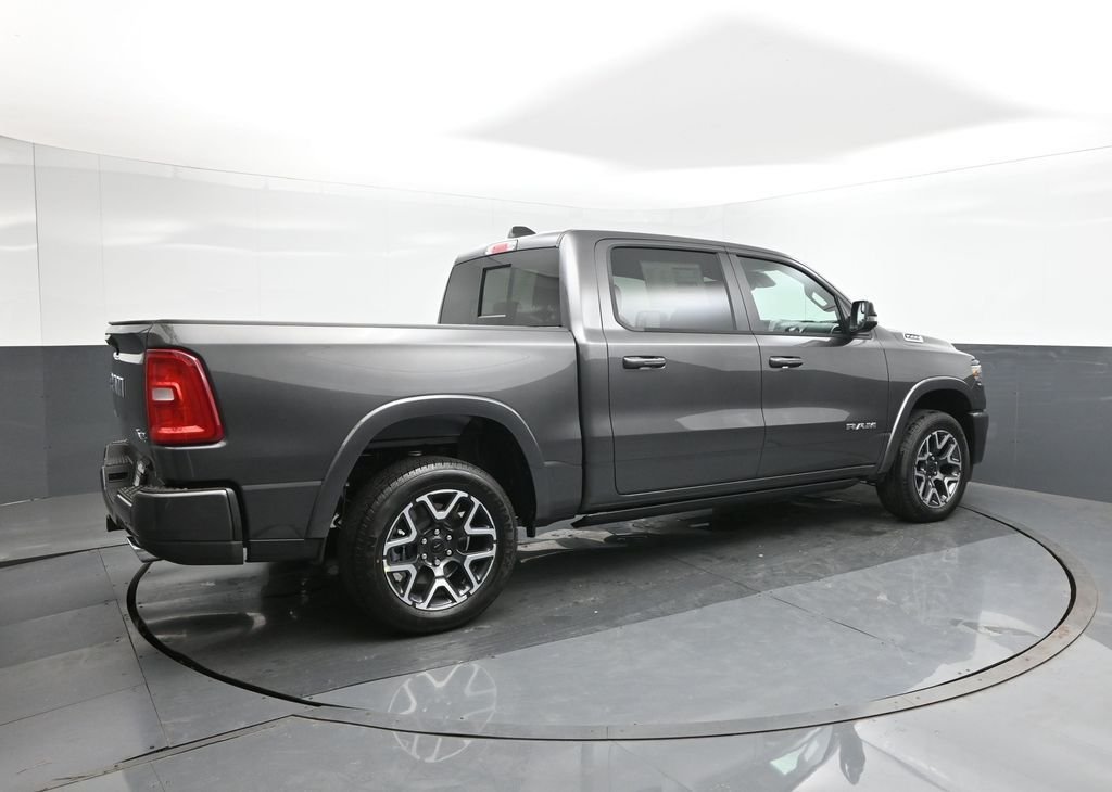 New 2026 Granite Crystal Metallic Clear-Coat Exterior Paint RAM Laramie image 15