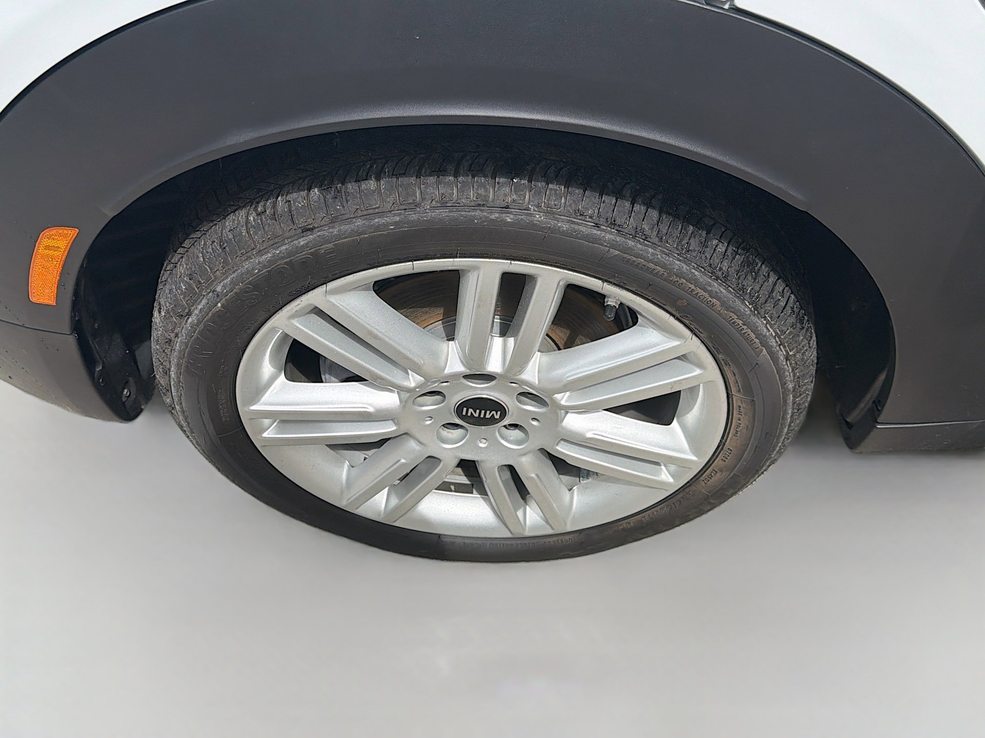 Used 2019 Light White MINI Cooper image 34