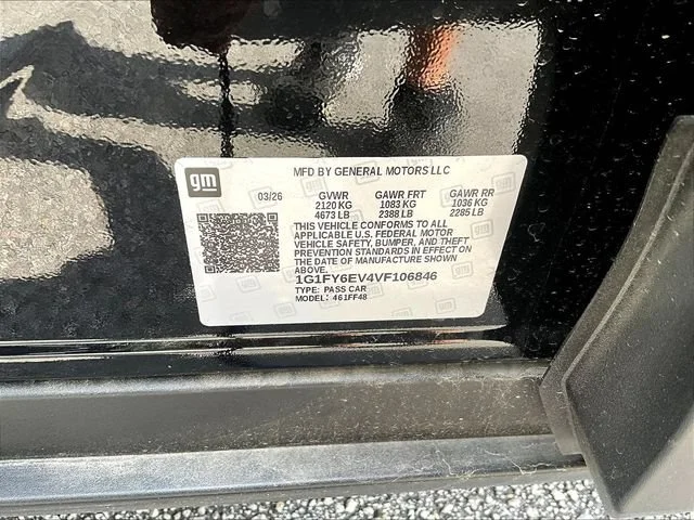 New 2027 Mosaic Black Metallic Chevrolet LT image 8