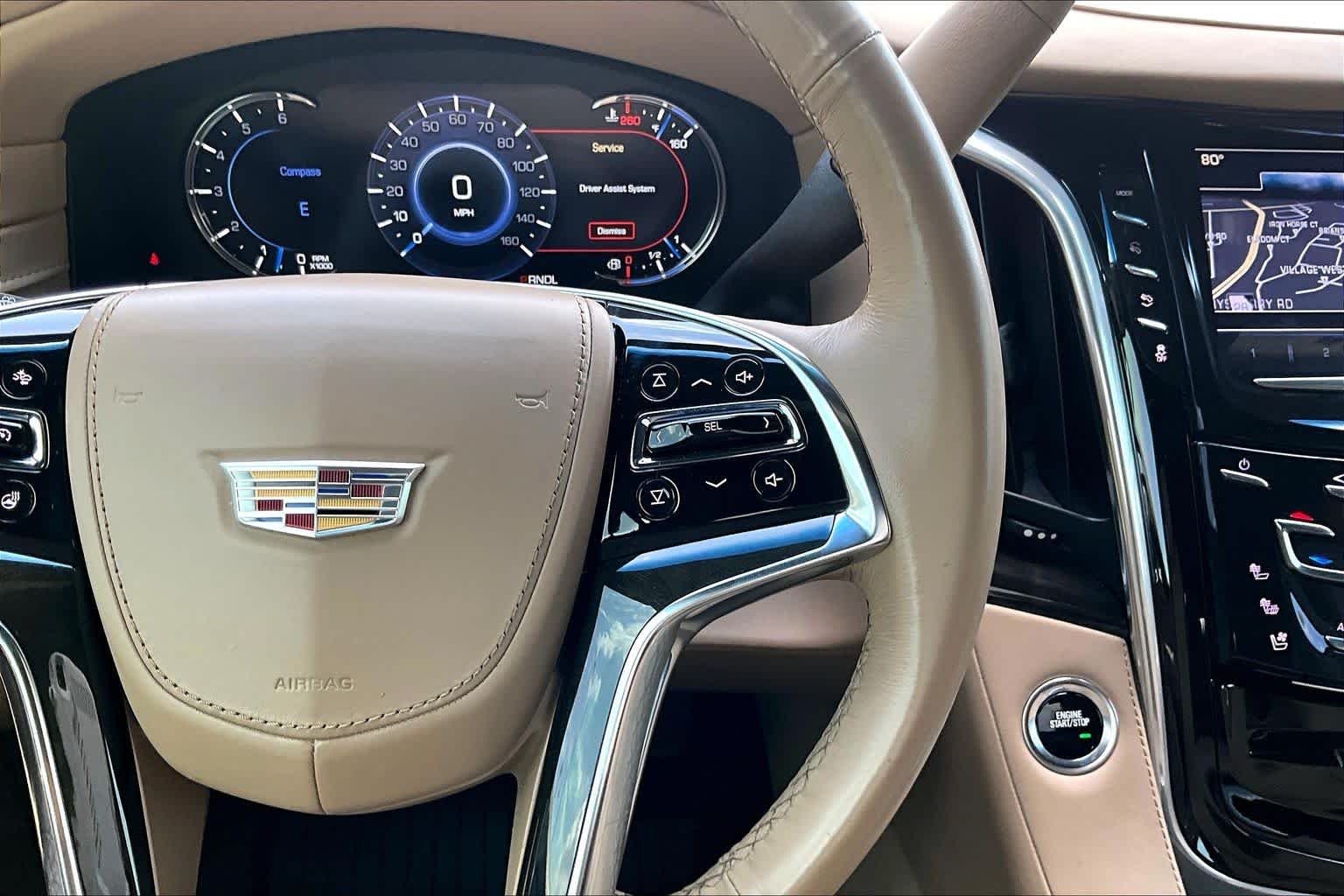 Used 2020 Crystal White Tricoat Cadillac Platinum image 25