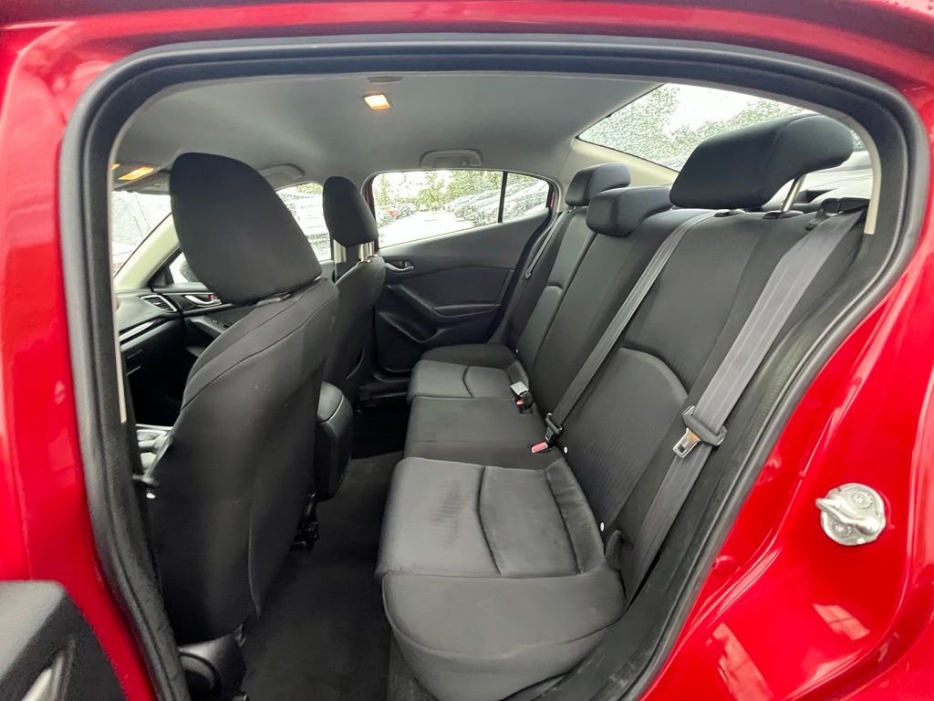 Used 2015 Red Mazda i Sport image 24