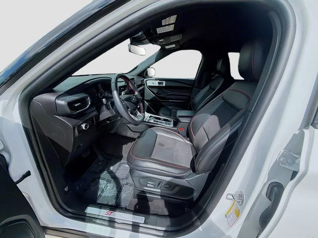Used 2023 White Metallic Ford ST-Line image 19