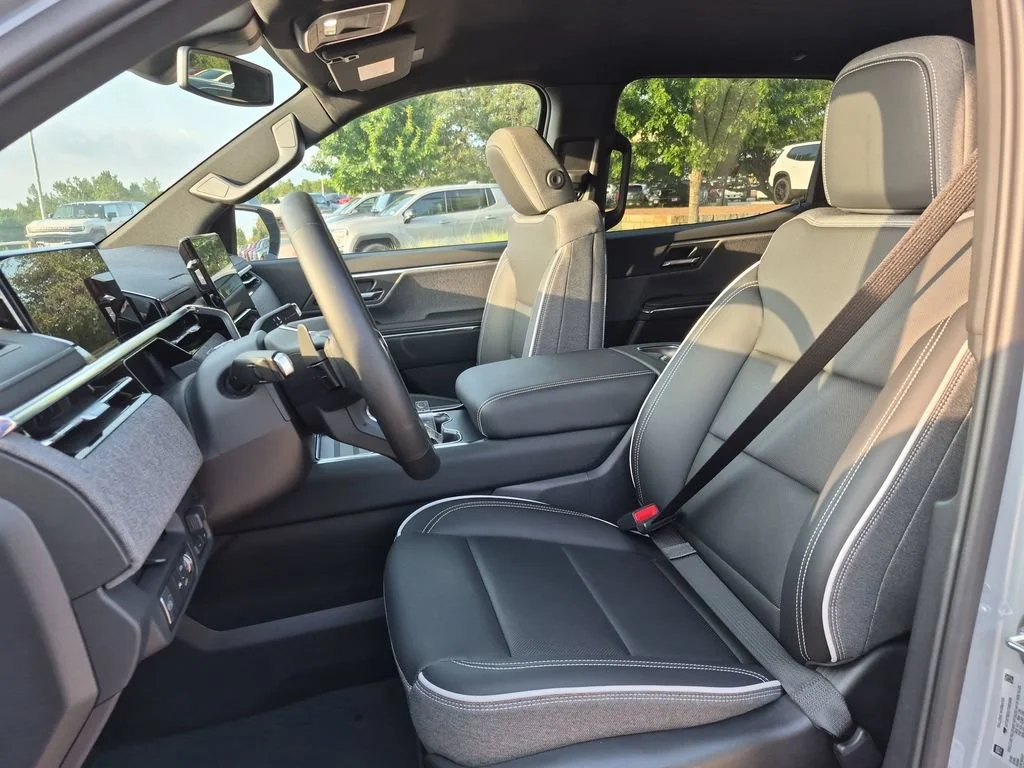 2026 GMC Sierra EV Elevation - Photo 21