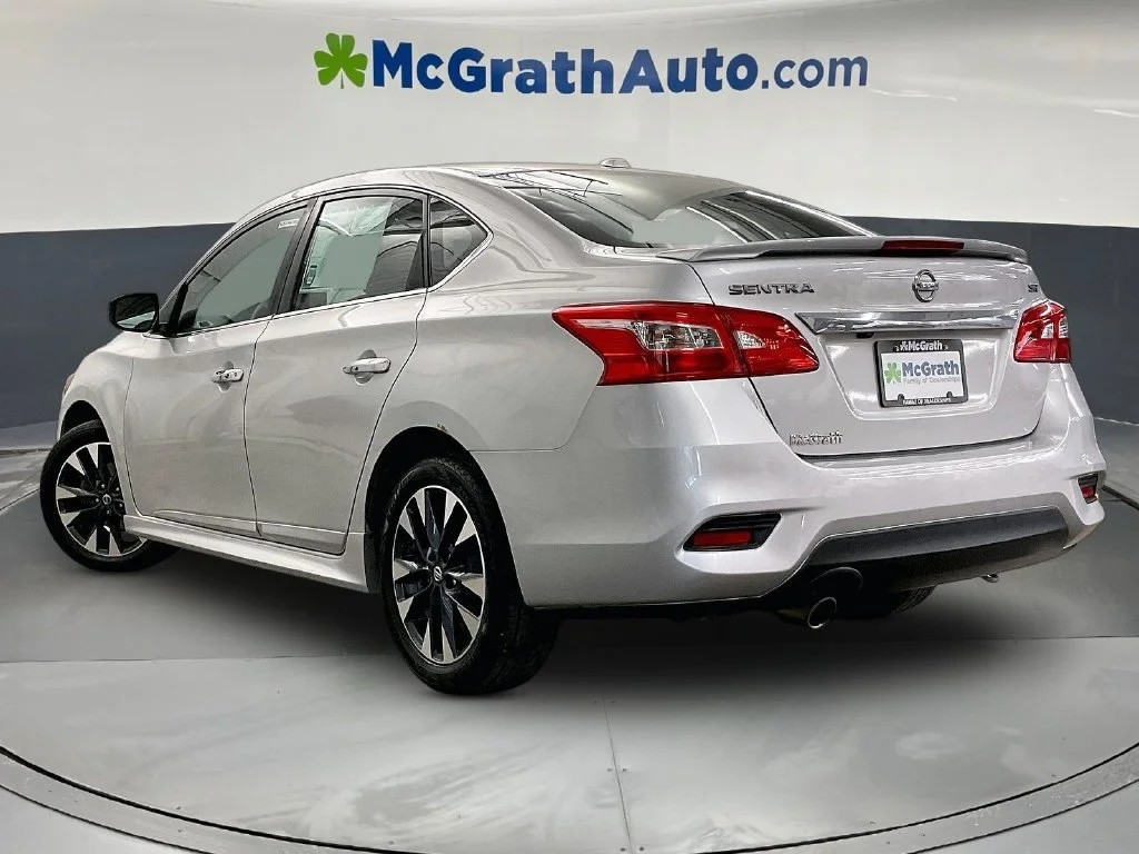Used 2017 Silver Nissan SR image 3