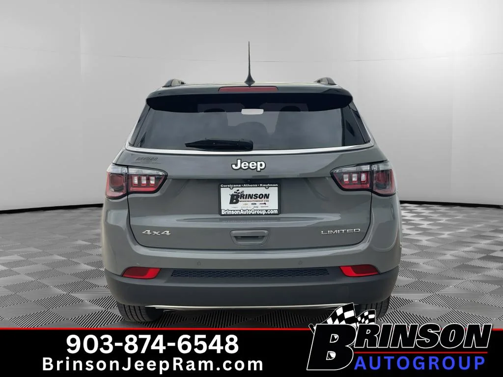 Used 2023 Grey Jeep Limited image 6