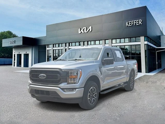 Used 2023 Silver Ford XLT image 4