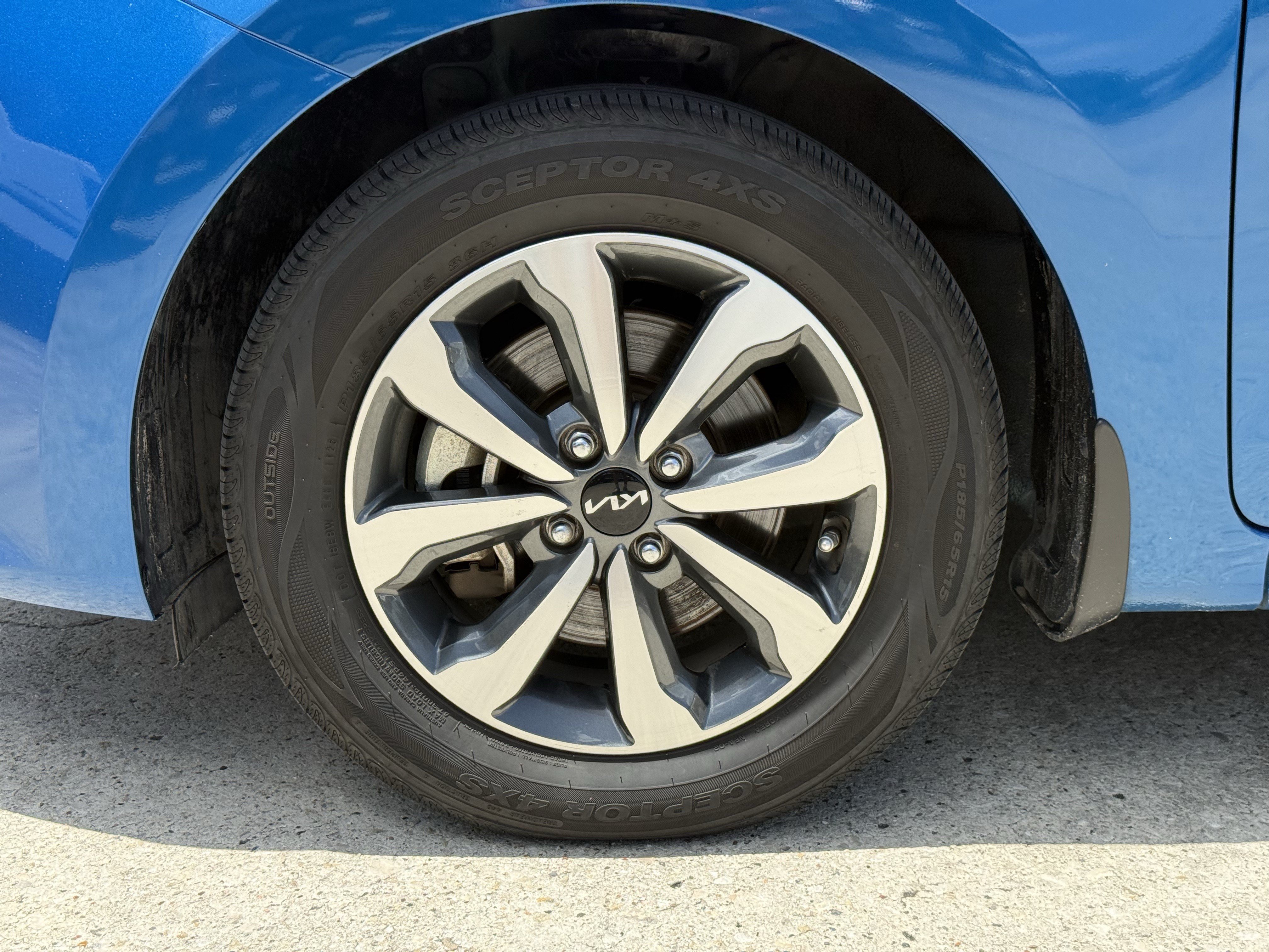 Used 2023 Sporty Blue Kia S image 11
