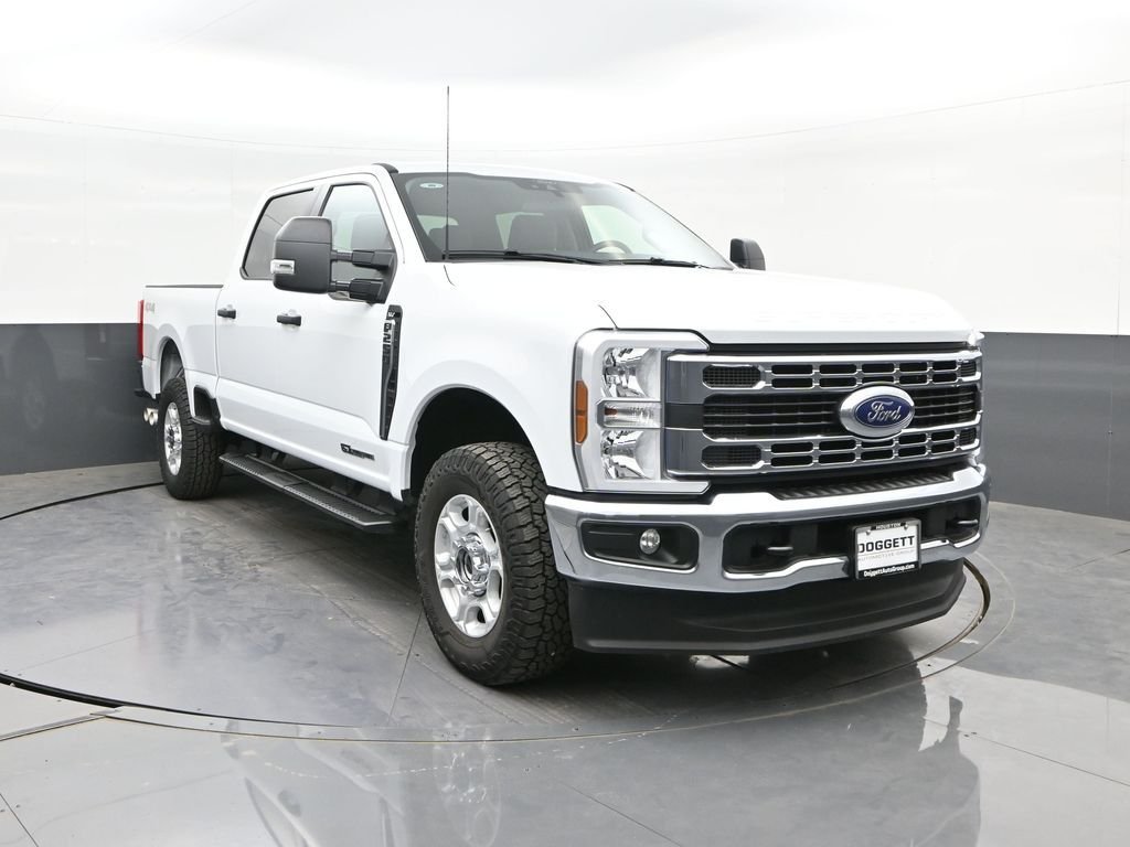 Used 2025 White Ford XLT image 21