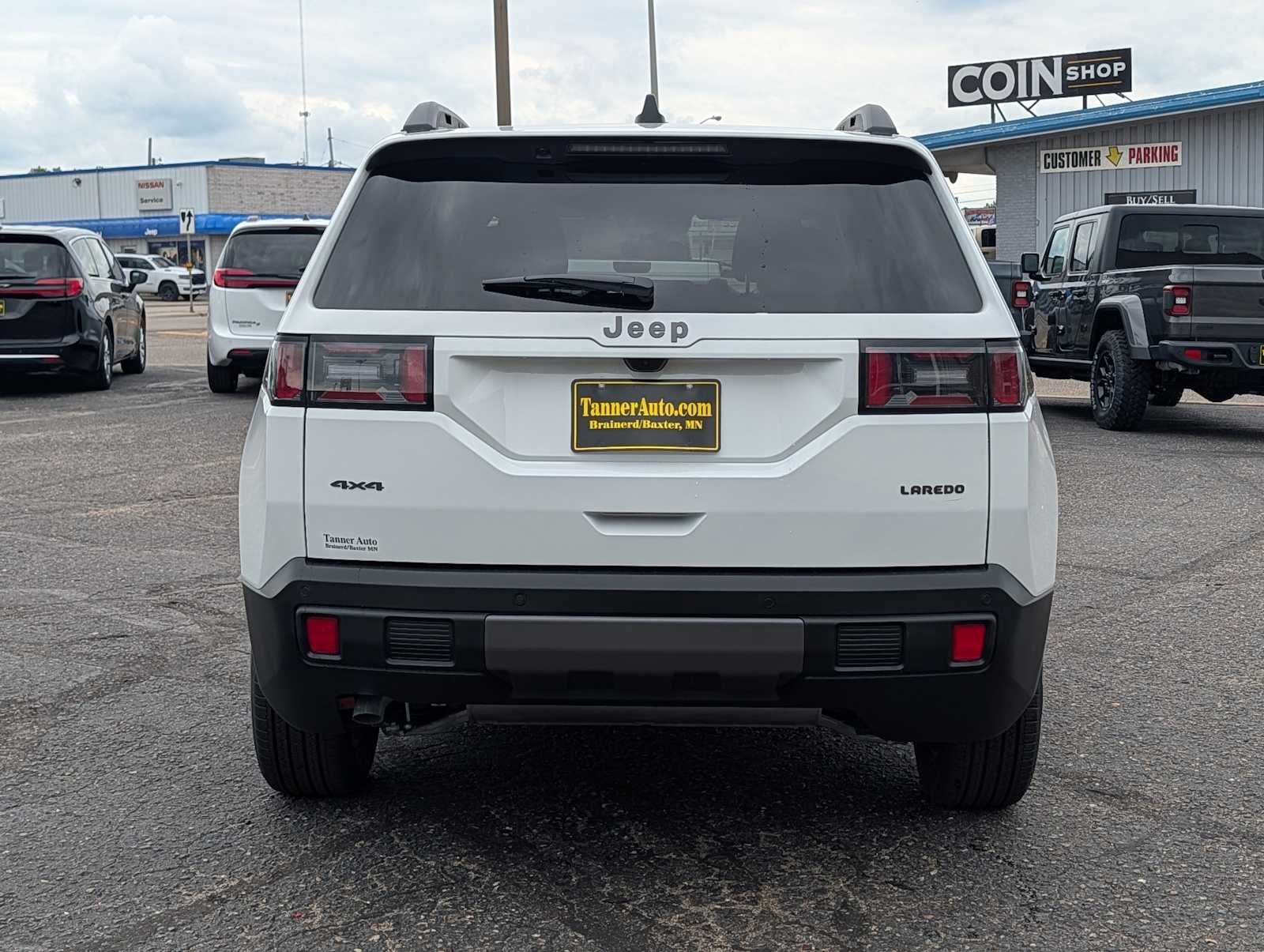 New 2026 Bright White Clear-Coat Exterior Paint Jeep Laredo image 6