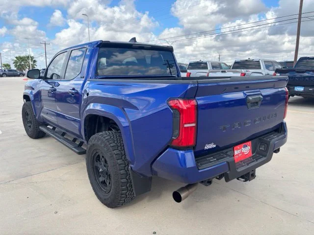 Used 2024 Blue Toyota SR5 image 4