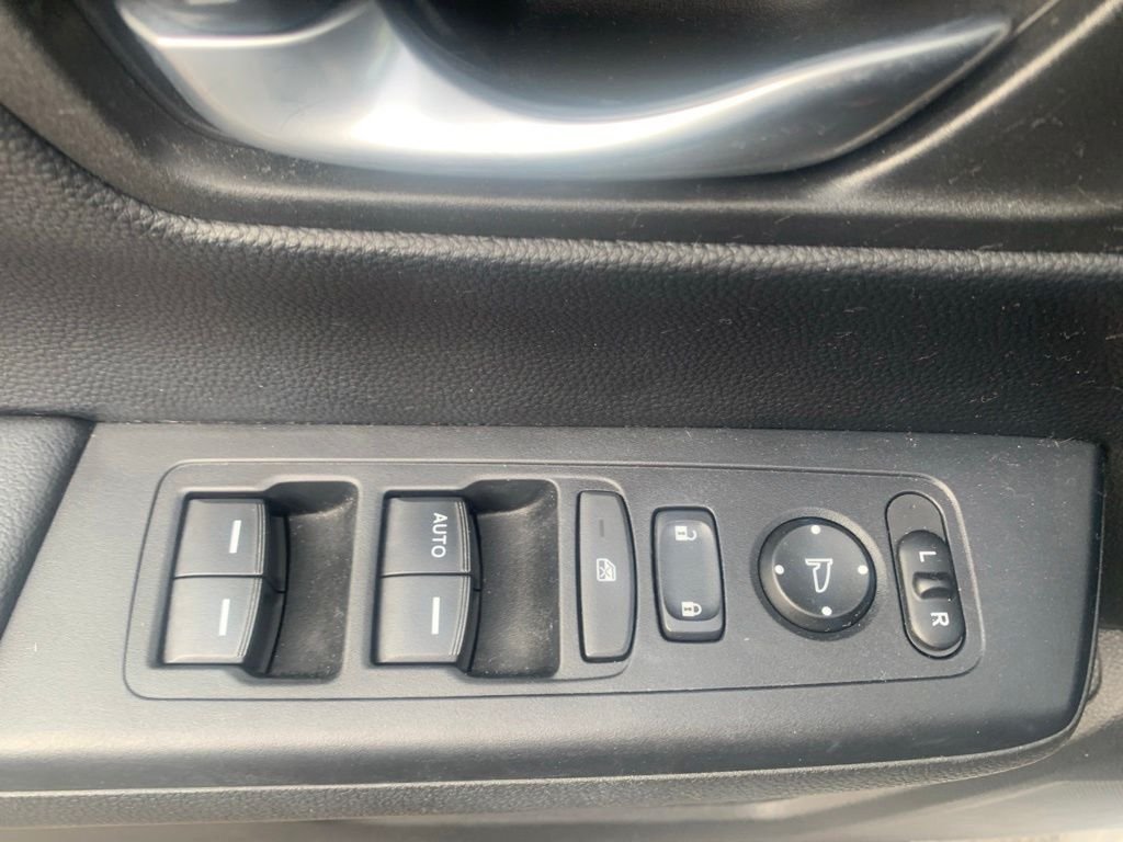 Used 2023 White Honda LX image 14