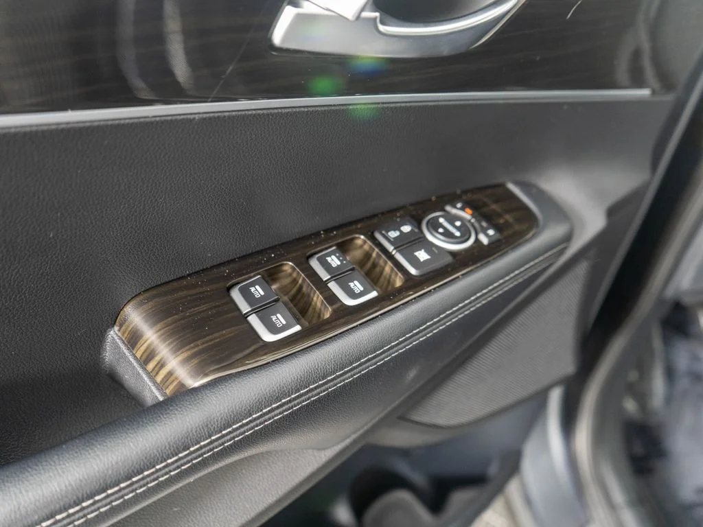Used 2020 Gray Kia LX image 22