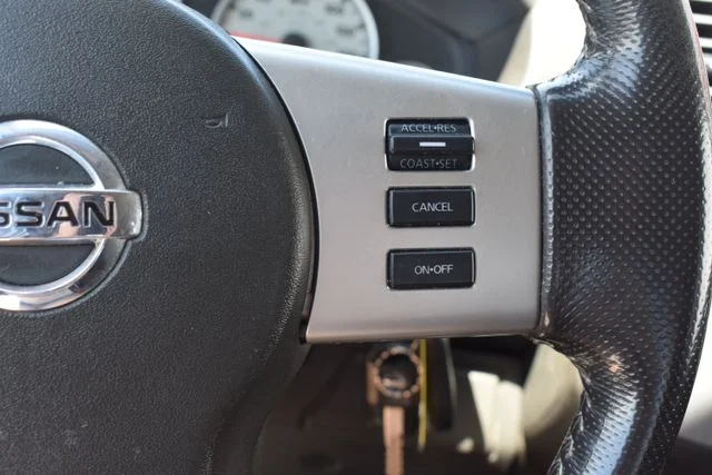 Used 2019 Blue Nissan PRO-4X image 22