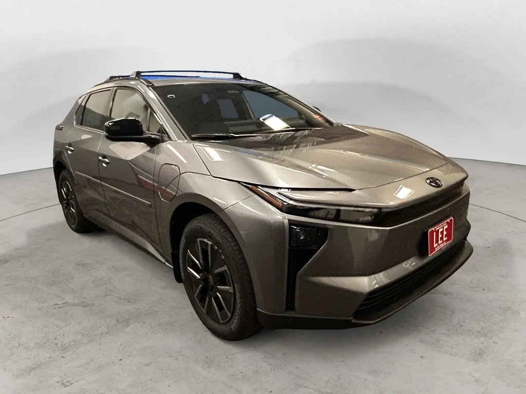 New 2026 Heavy Metal Toyota XLE image 7