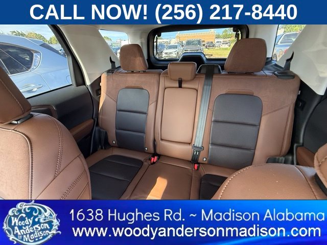Used 2024 White Ford Badlands image 7