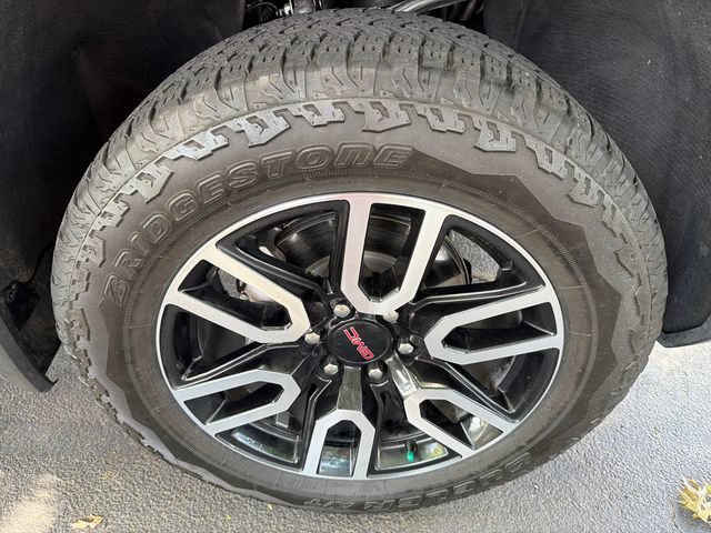 Used 2025 Thunderstorm Gray GMC AT4 image 11