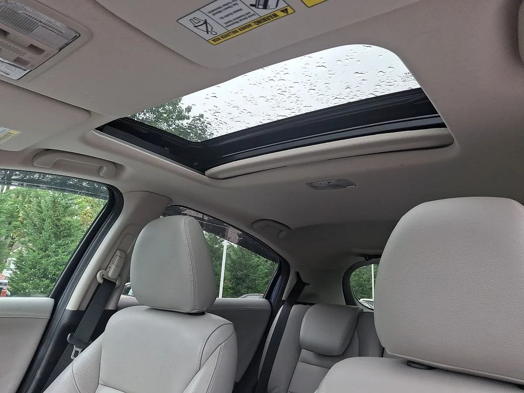 Used 2016  Honda EX image 14