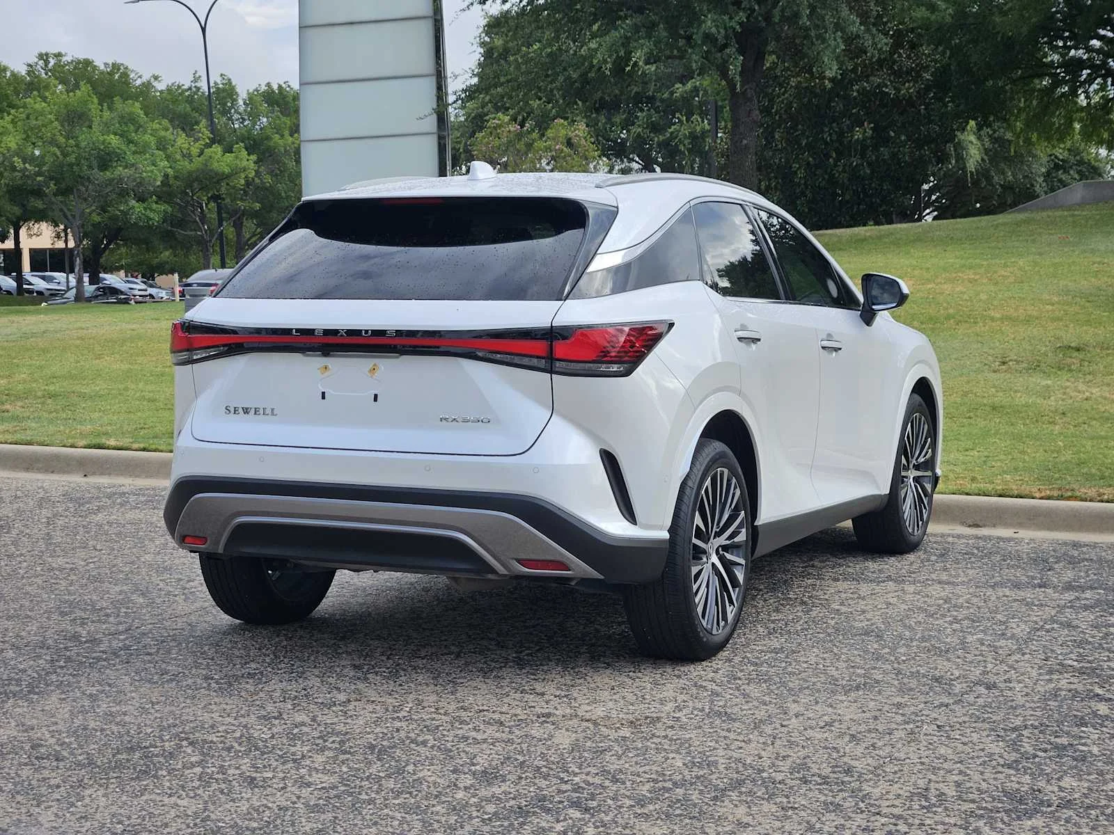 Certified Used 2025 EMINENT WHITE PEARL Lexus Premium Plus image 4