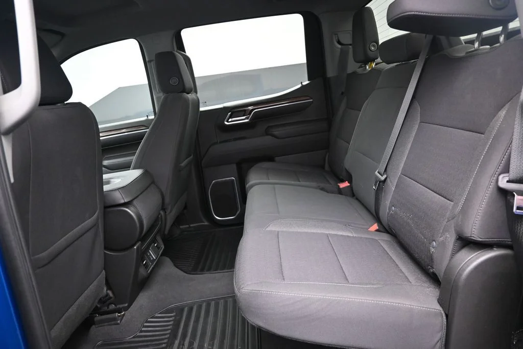 Used 2022 Blue Chevrolet RST image 17
