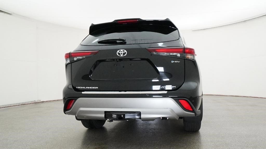 New 2026 Midnight Black Metallic Toyota  Platinum image 8