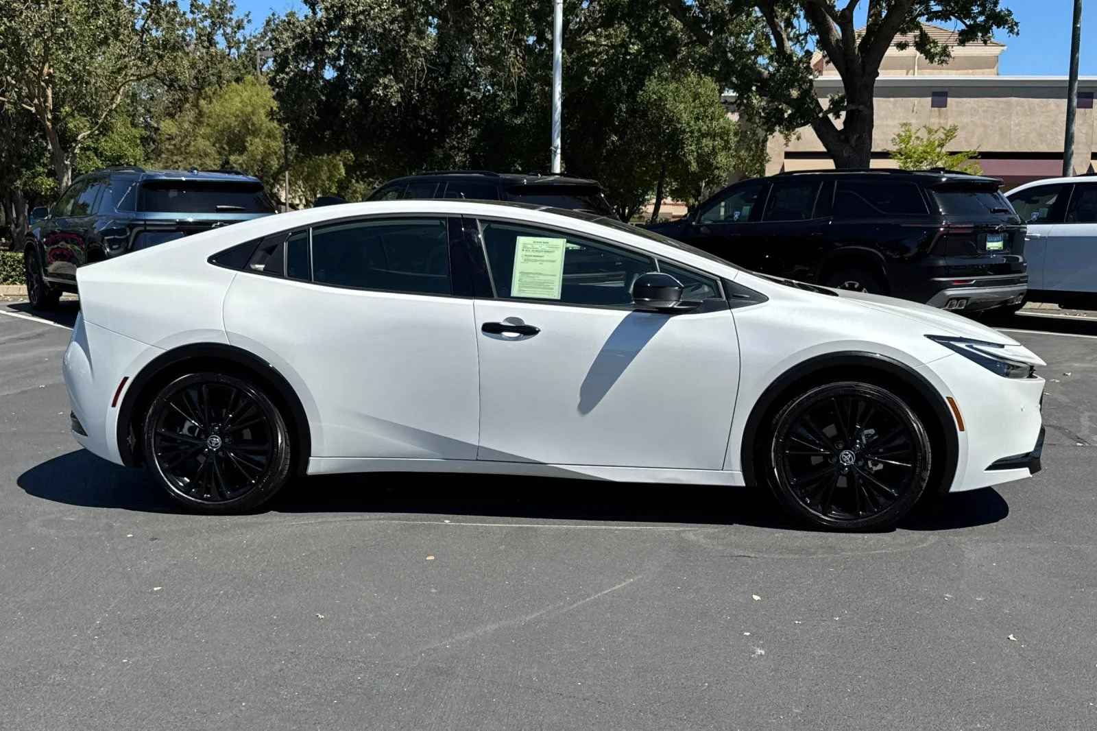 Used 2025 Off-white Toyota Nightshade image 2