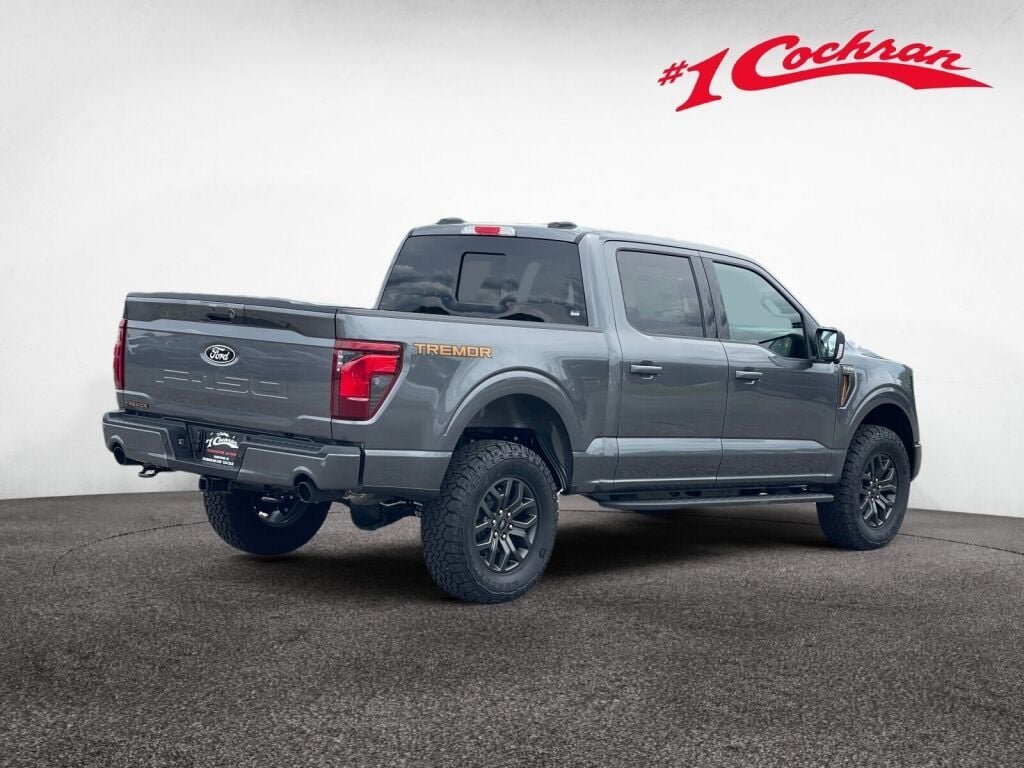 New 2026 Carbonized Gray Metallic Ford Tremor image 5