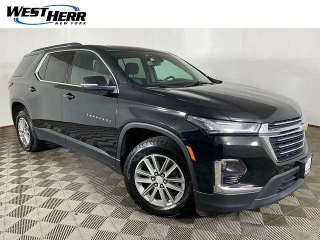 2023 Chevrolet Traverse LT