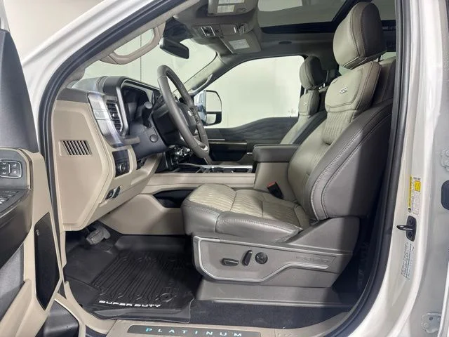 New 2026 Star White Metallic Tri-Coat Ford Platinum image 11