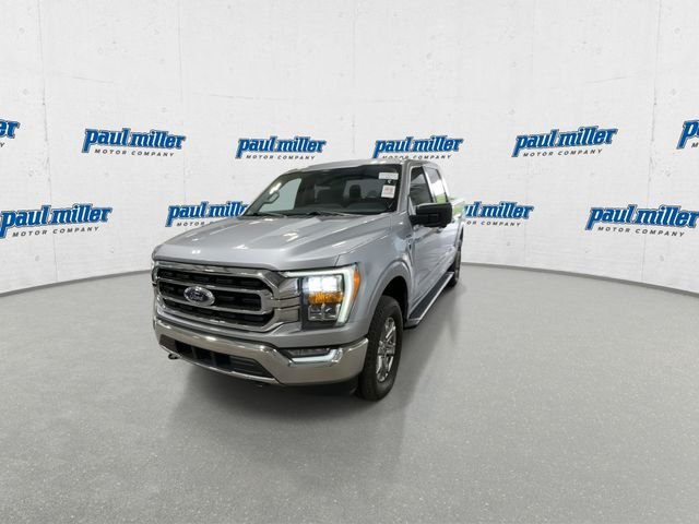 Certified Used 2022 Silver Ford XLT image 4
