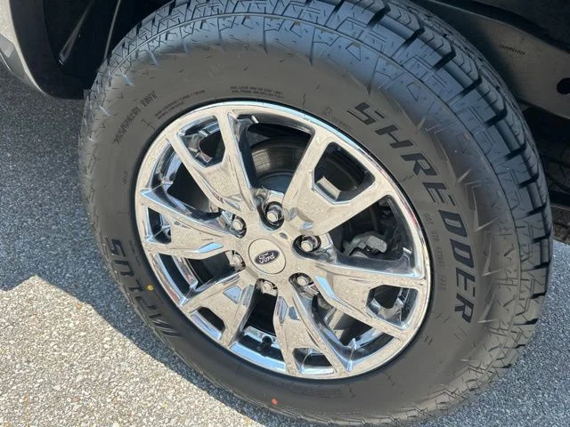 Used 2023 Gray Metallic Ford XLT image 26