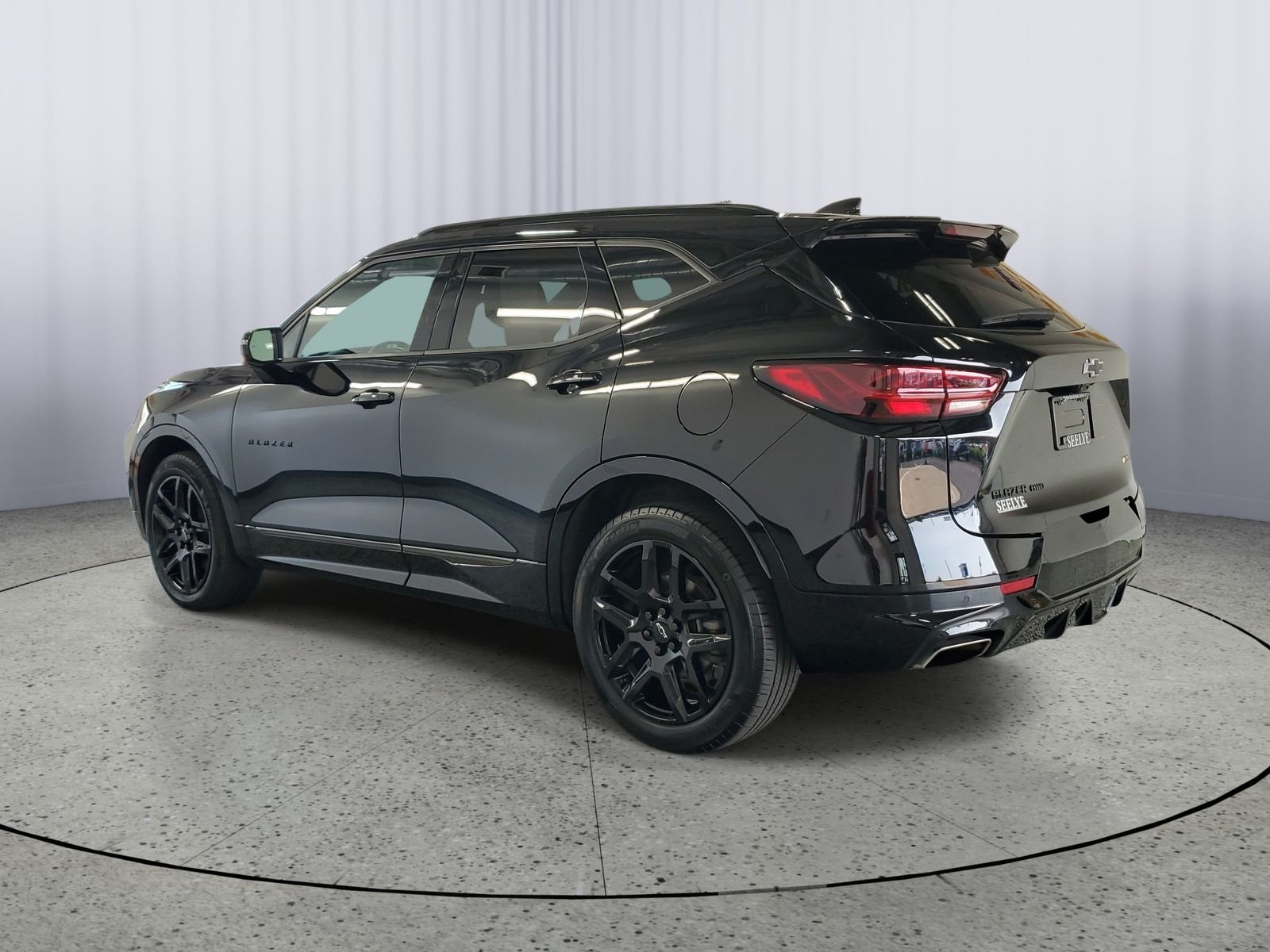 Used 2025 Black Chevrolet RS image 3