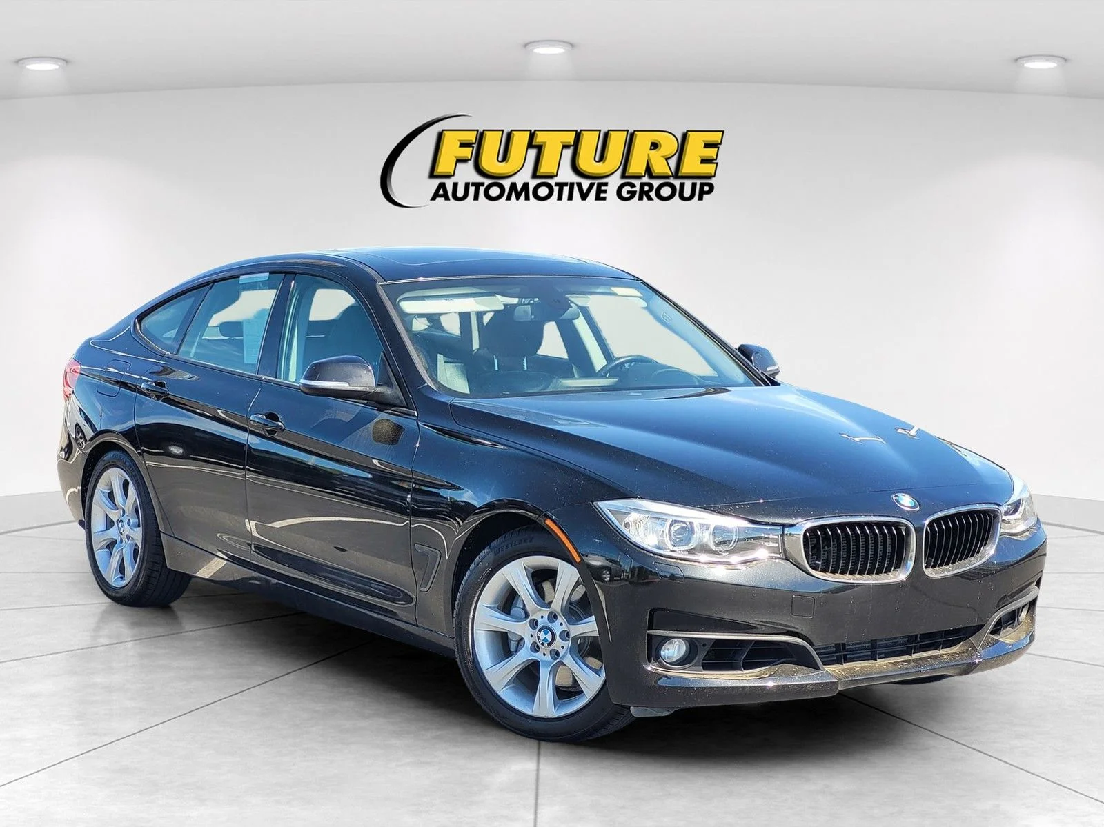 2014 BMW 3 Series 335i xDrive Gran Turismo's photo