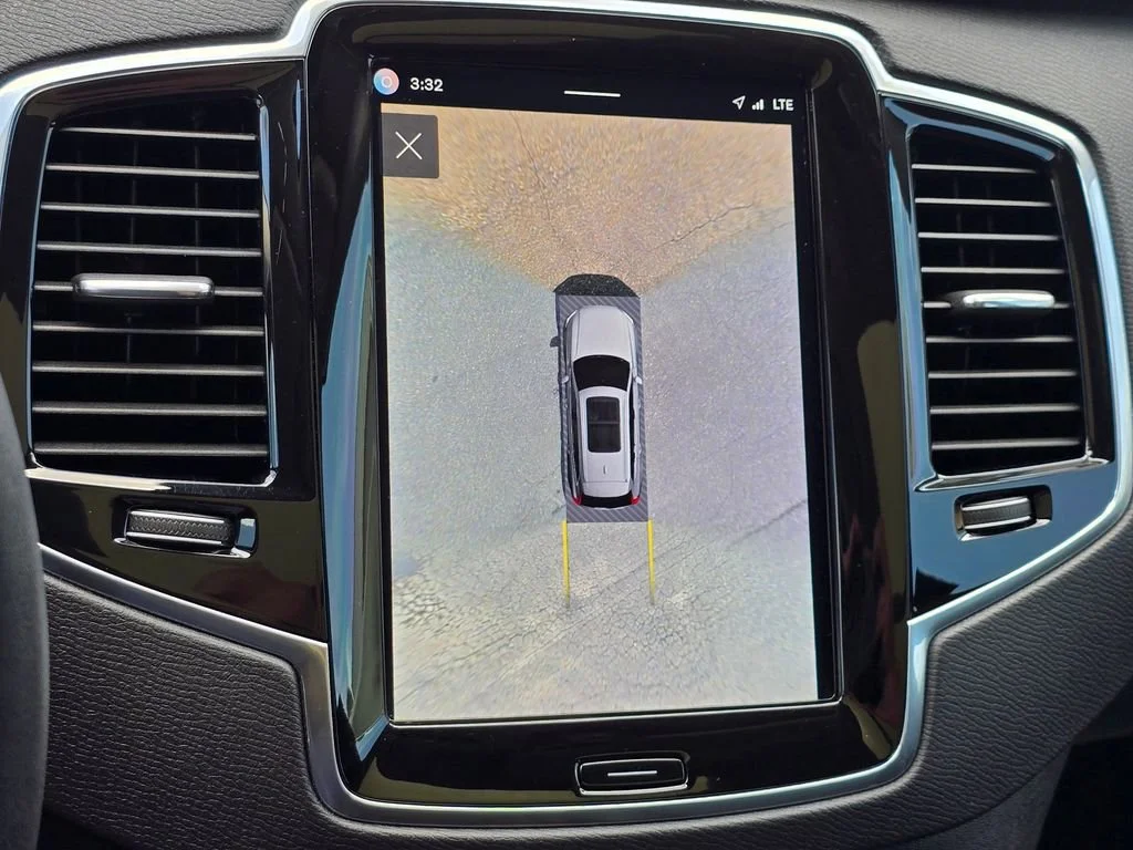 2023 Volvo XC90 Plus - Photo 11