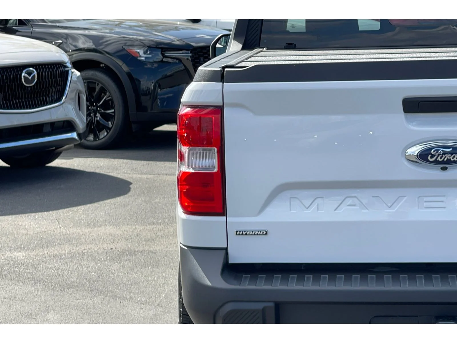 Used 2023 Oxford White Ford LARIAT image 43