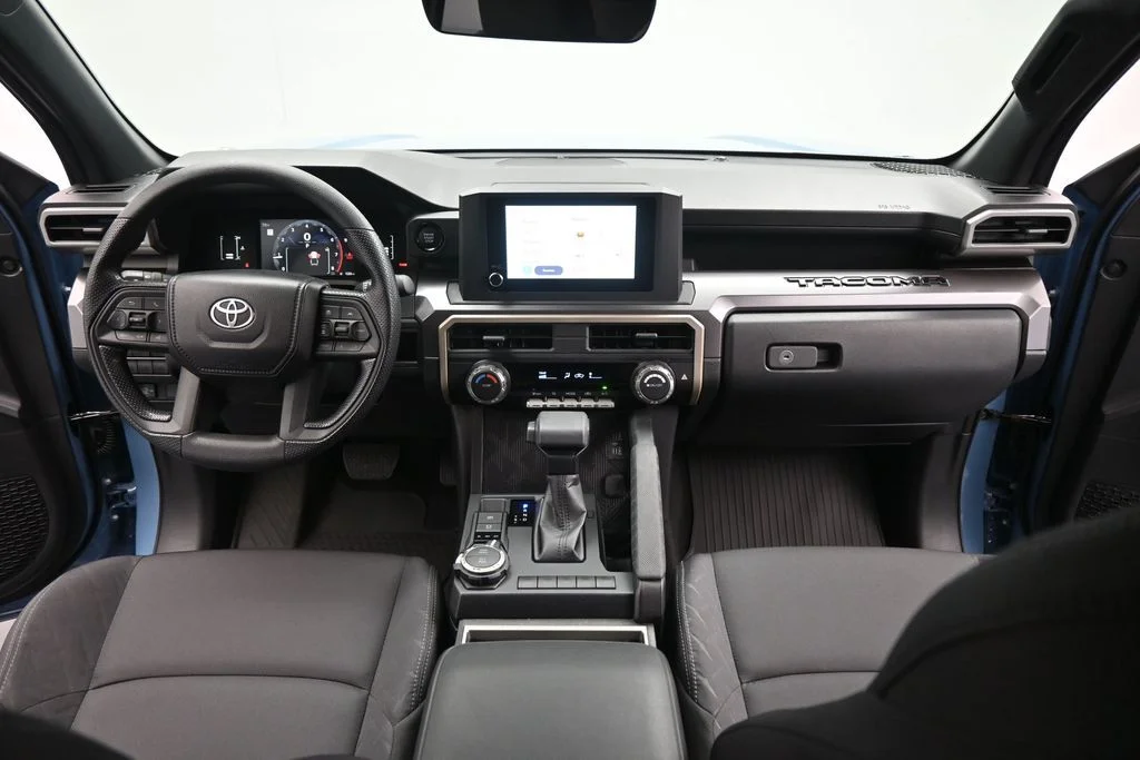 Used 2026 Blue Toyota SR5 image 18