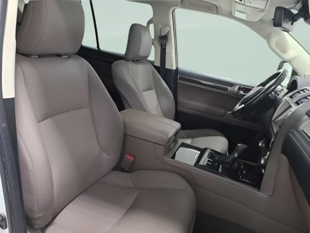 Used 2020 Starfire Pearl Lexus GX 460 Premium image 13