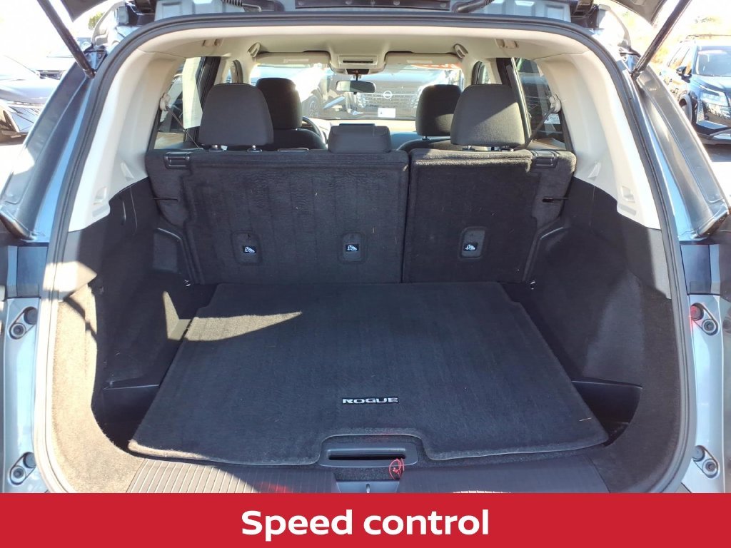 Used 2023 Gun Metallic Nissan S *only 4k miles!* image 16