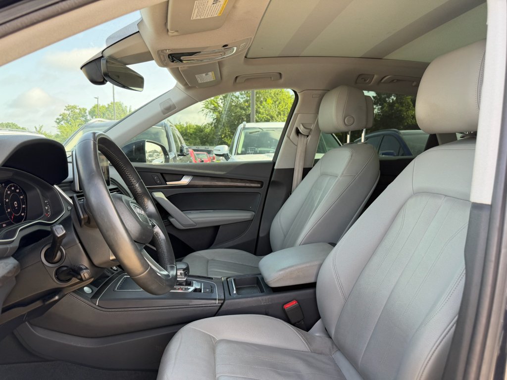 Used 2018 Moonlight Blue Metallic Audi Prestige image 9
