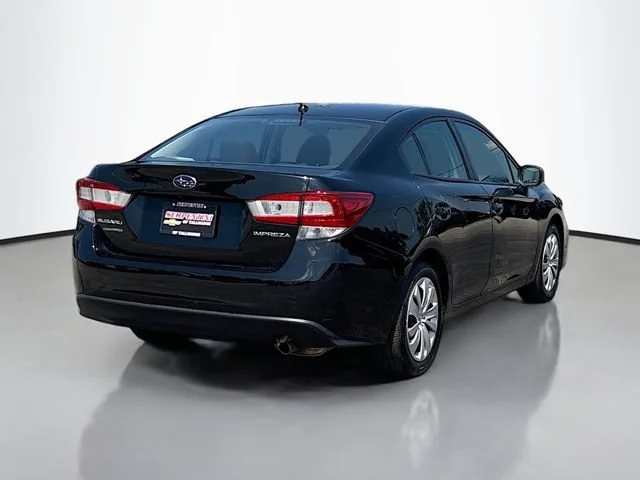 Used 2018  Subaru 2.0I image 5