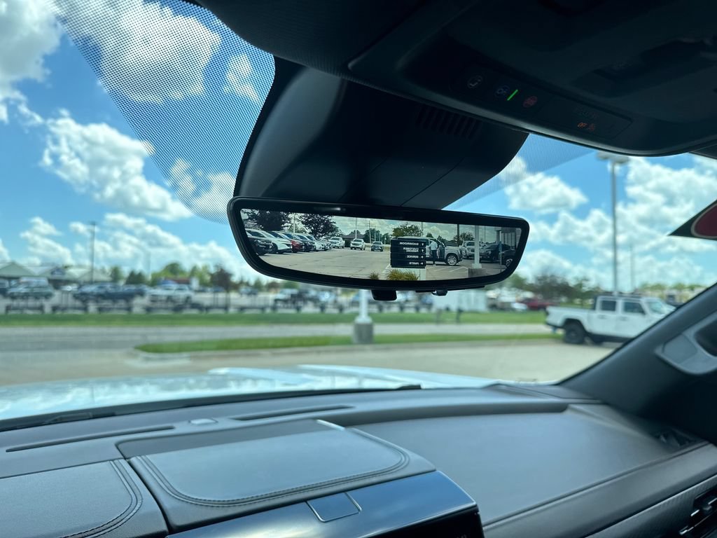 Certified Used 2025 Summit White GMC AT4 image 37